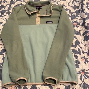 Patagonia fleece pullover